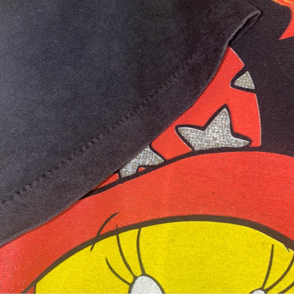 Vintage 90s Looney Tunes Tweety Bird Halloween T-shirt - Picture 6 of 8